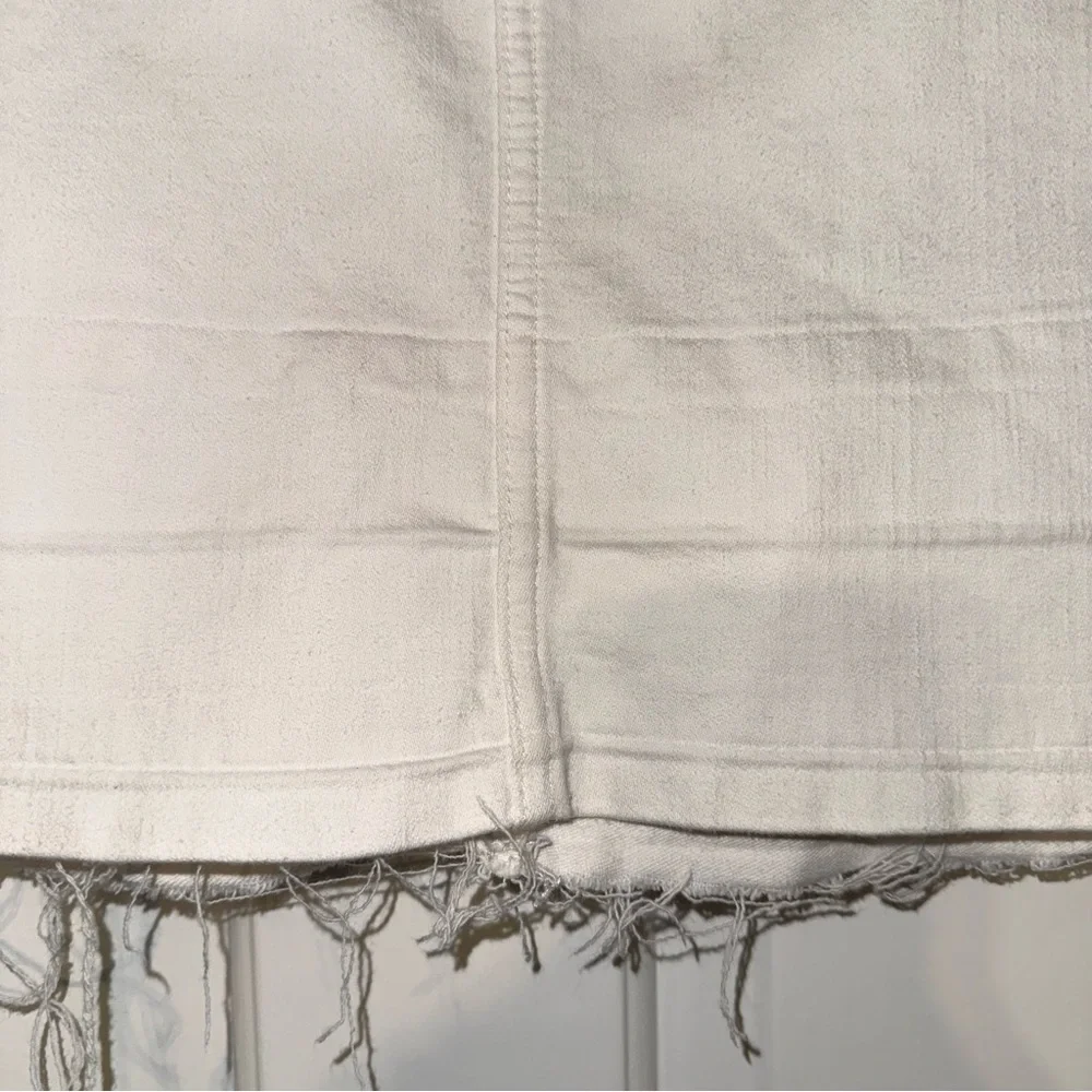 J Brand Lela pencil skirt in destructive white denim distressed 32